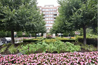 111 Cherry Valley Avenue #M6, Garden City, NY 11530 - Photo 2