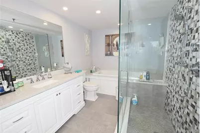 111 Cherry Valley Avenue #M6, Garden City, NY 11530 - Photo 20