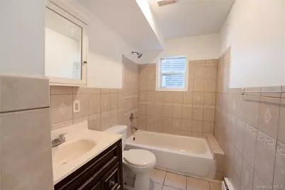 144 Winnikee Avenue, Poughkeepsie, NY 12601 - Photo 6