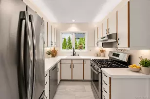 11 Jean Ln, Hartsdale, NY 10530 - Photo 20