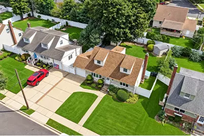 15 Scholl Drive, Farmingdale, NY 11735 - Photo 28