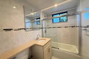 170-20 Crocheron Ave, Flushing, NY 11358 - Photo 8