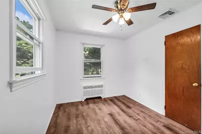 17 Hawkins Lane, Brookhaven, NY 11719 - Photo 32