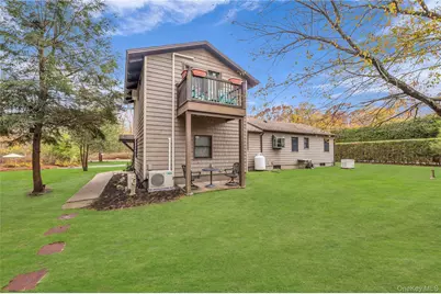 17 Hawkins Lane, Brookhaven, NY 11719 - Photo 38