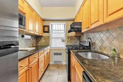 83-33 Austin Street #6G, Kew Gardens, NY 11415 - Photo 14