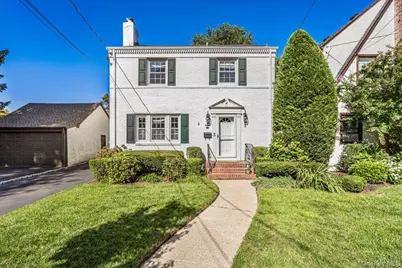 5 Ash Street, Floral Park, NY 11001 - Photo 1