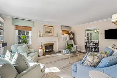 5 Ash Street, Floral Park, NY 11001 - Photo 4