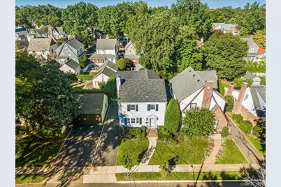 5 Ash Street, Floral Park, NY 11001 - Photo 2