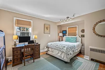 5 Ash Street, Floral Park, NY 11001 - Photo 18