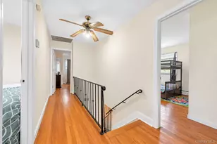 38 Waterford Dr, Wheatley Heights, NY 11798 - Photo 18