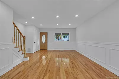 931 E 232nd Street, Bronx, NY 10466 - Photo 4