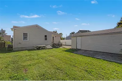 410 10th Street, West Babylon, NY 11704 - Photo 4