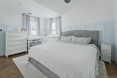 410 10th Street, West Babylon, NY 11704 - Photo 10