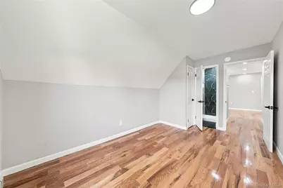 13714 Bedell Street, Springfield Gardens, NY 11413 - Photo 4