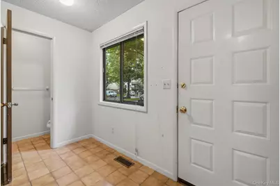 6 Ryan Court, Nanuet, NY 10954 - Photo 6