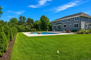 25 Jareds Path, Brookhaven, NY 11719 - Photo 4