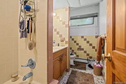 76 Stevens Avenue, Yonkers, NY 10704 - Photo 10