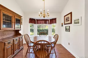 2555 Youngs Ave, Southold, NY 11971 - Photo 4