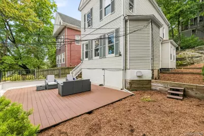 9 Desmond Avenue, Bronxville, NY 10708 - Photo 2