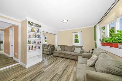 166 Church Street, Freeport, NY 11520 - Photo 2