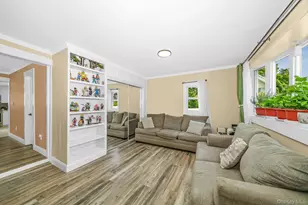 166 Church St, Freeport, NY 11520 - Photo 2