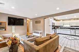 21 Aberdeen Dr, Mastic, NY 11950 - Photo 6