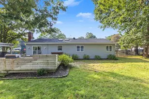 21 Aberdeen Dr, Mastic, NY 11950 - Photo 28