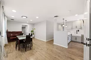 90 Conklin St, Farmingdale, NY 11735 - Photo 4