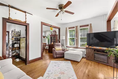 992 Roanoke Avenue, Riverhead, NY 11901 - Photo 6