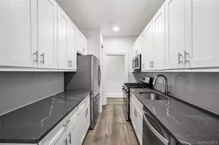 663 Locust St, Fleetwood, NY 10552 - Photo 2