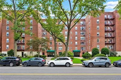 27-10 Parsons Boulevard #2F, Flushing, NY 11354 - Photo 20