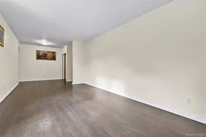 27-10 Parsons Boulevard #2F, Flushing, NY 11354 - Photo 2
