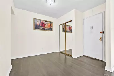27-10 Parsons Boulevard #2F, Flushing, NY 11354 - Photo 10