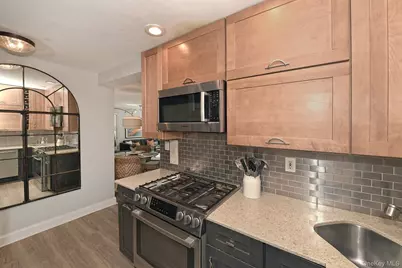 370 W Broadway #1A, Long Beach, NY 11561 - Photo 10