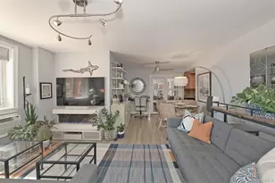 370 W Broadway, Long Beach, NY 11561 - Photo 16