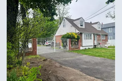 224 Park Avenue, Roosevelt, NY 11575 - Photo 1
