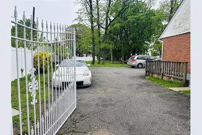 224 Park Avenue, Roosevelt, NY 11575 - Photo 4
