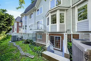 343 Soundview Ln, College Point, NY 11356 - Photo 48