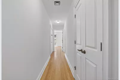 343 Soundview Lane, College Point, NY 11356 - Photo 26