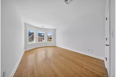 343 Soundview Lane, College Point, NY 11356 - Photo 42