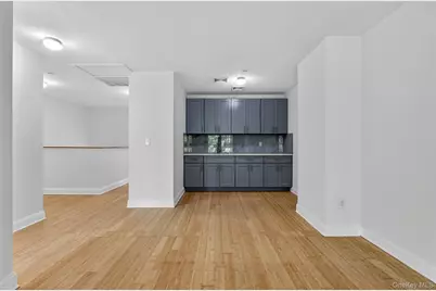 343 Soundview Lane, College Point, NY 11356 - Photo 38