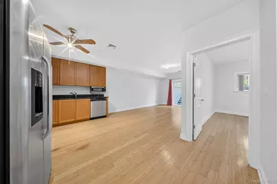 343 Soundview Lane, College Point, NY 11356 - Photo 6