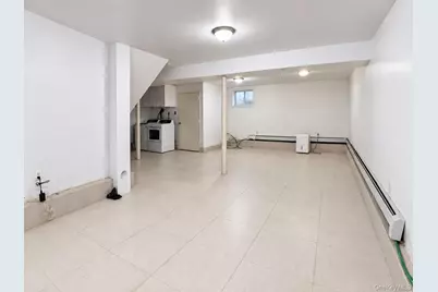 21757 77th Avenue, Oakland Gardens, NY 11364 - Photo 20