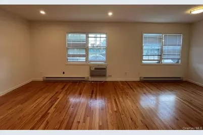 165 Manorhaven Boulevard #G, Port Washington, NY 11050 - Photo 4