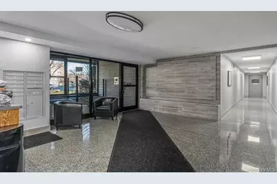 18-50 211 Street #2K, Bayside, NY 11360 - Photo 4