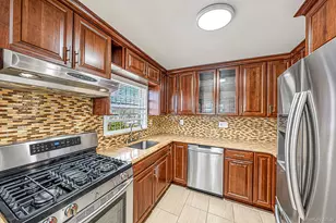 22-39 99th St, East Elmhurst, NY 11369 - Photo 14