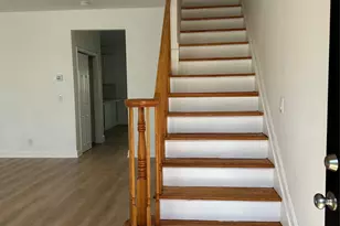 7807 Shore Rd, Port Washington, NY 11050 - Photo 2