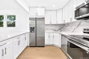 16 Saratoga Rd, White Plains, NY 10607 - Photo 10