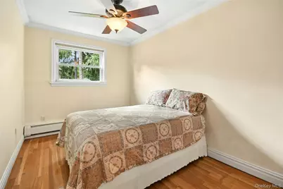 137 E 235th Street, Bronx, NY 10470 - Photo 18