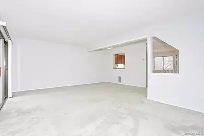 161 Treetop Circle #161, Nanuet, NY 10954 - Photo 8
